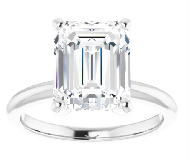 EMERALDCUTSOLITAIRE5.jpg