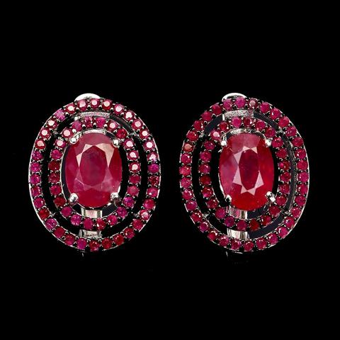 2.90 3573424 RUBY EAR_2.jpg